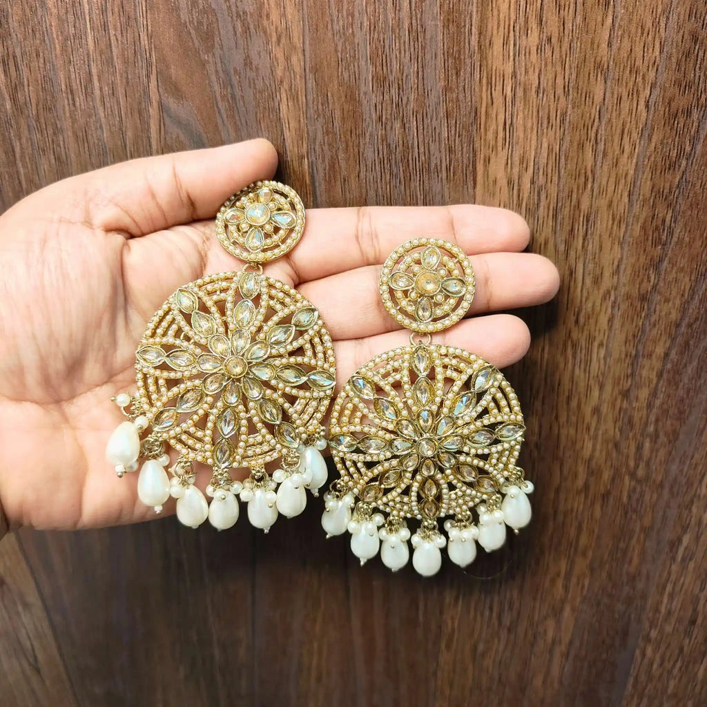 AAVYA KUNDAN CHANDBALIS (GOLDEN)