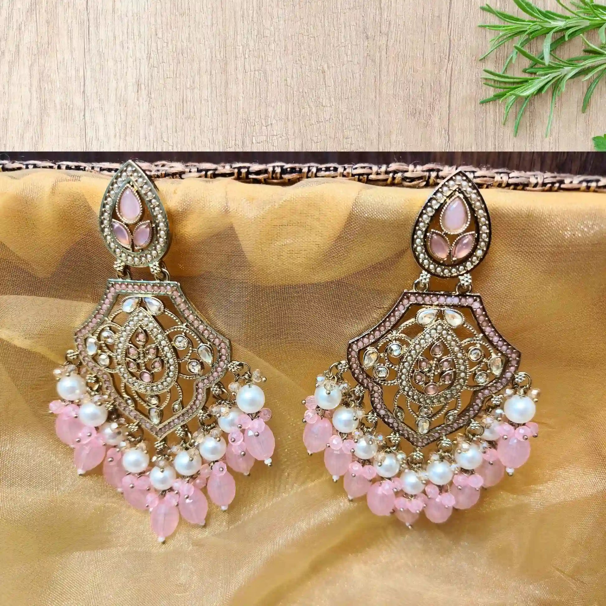 AFSANA KUNDAN CHANDBALIS (BABY PINK)