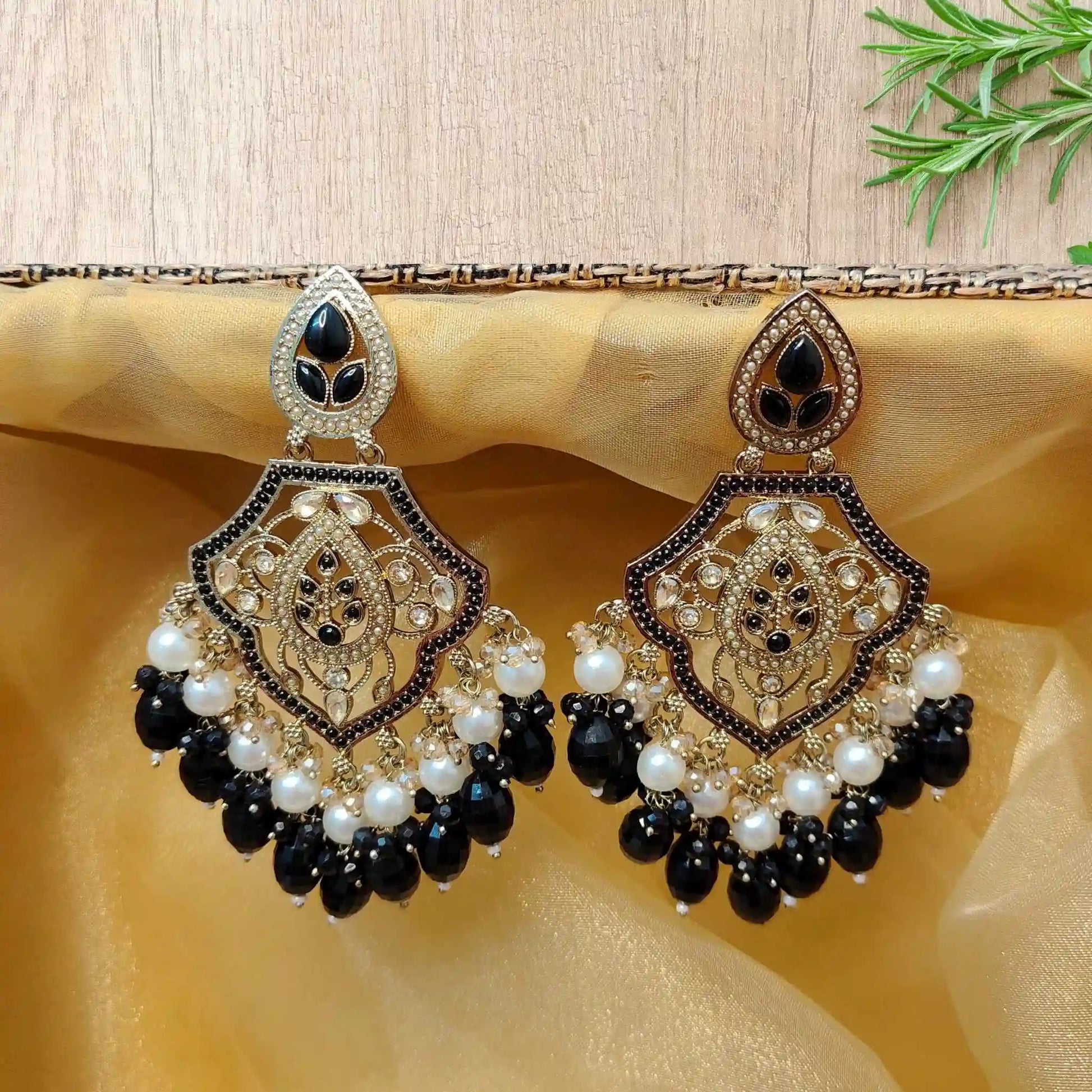 AFSANA KUNDAN CHANDBALIS (BLACK)