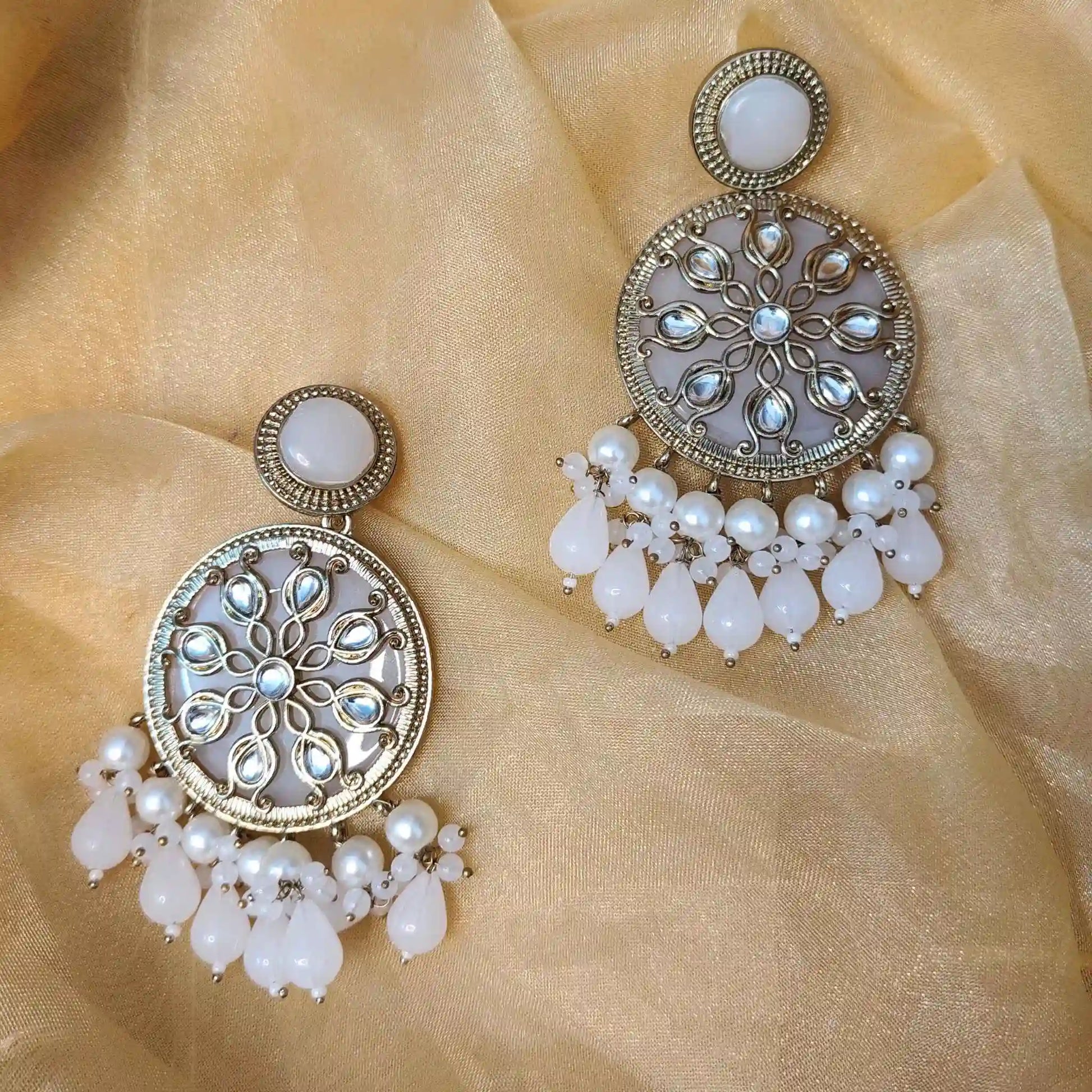 IPSITA KUNDAN CHANDBALIS (WHITE)