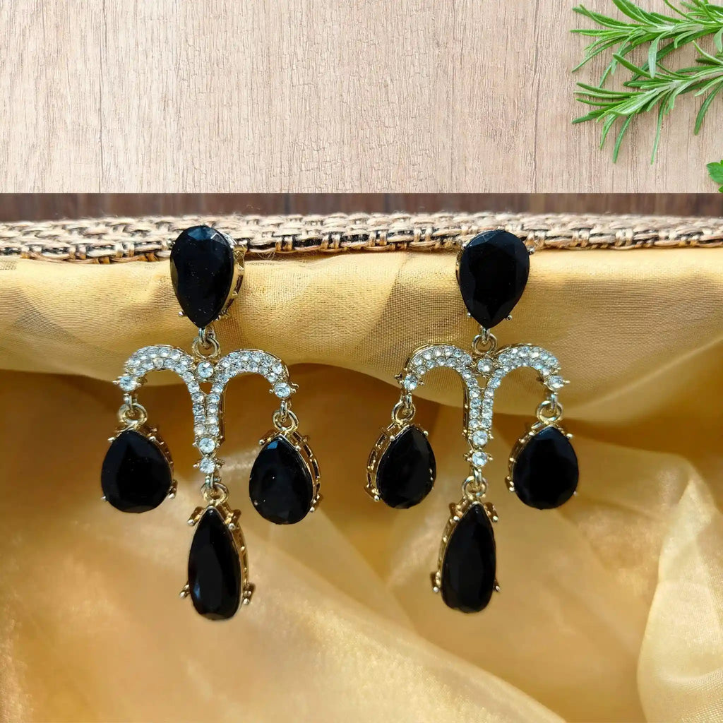 JHILMIL EARRINGS (BLACK)