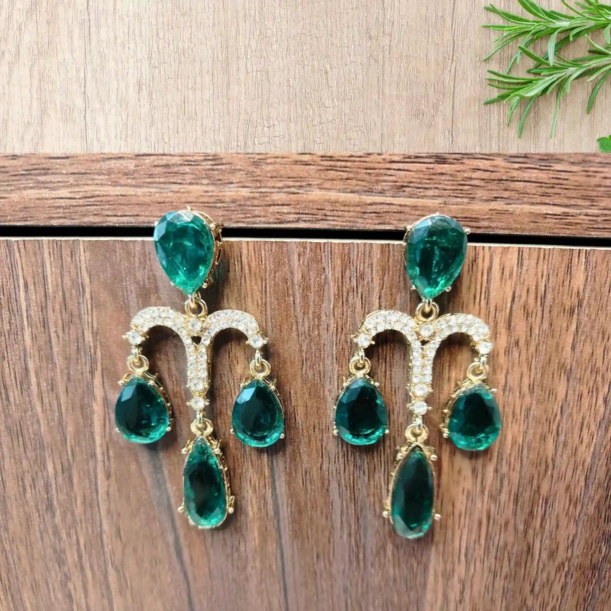 JHILMIL EARRINGS (GREEN)
