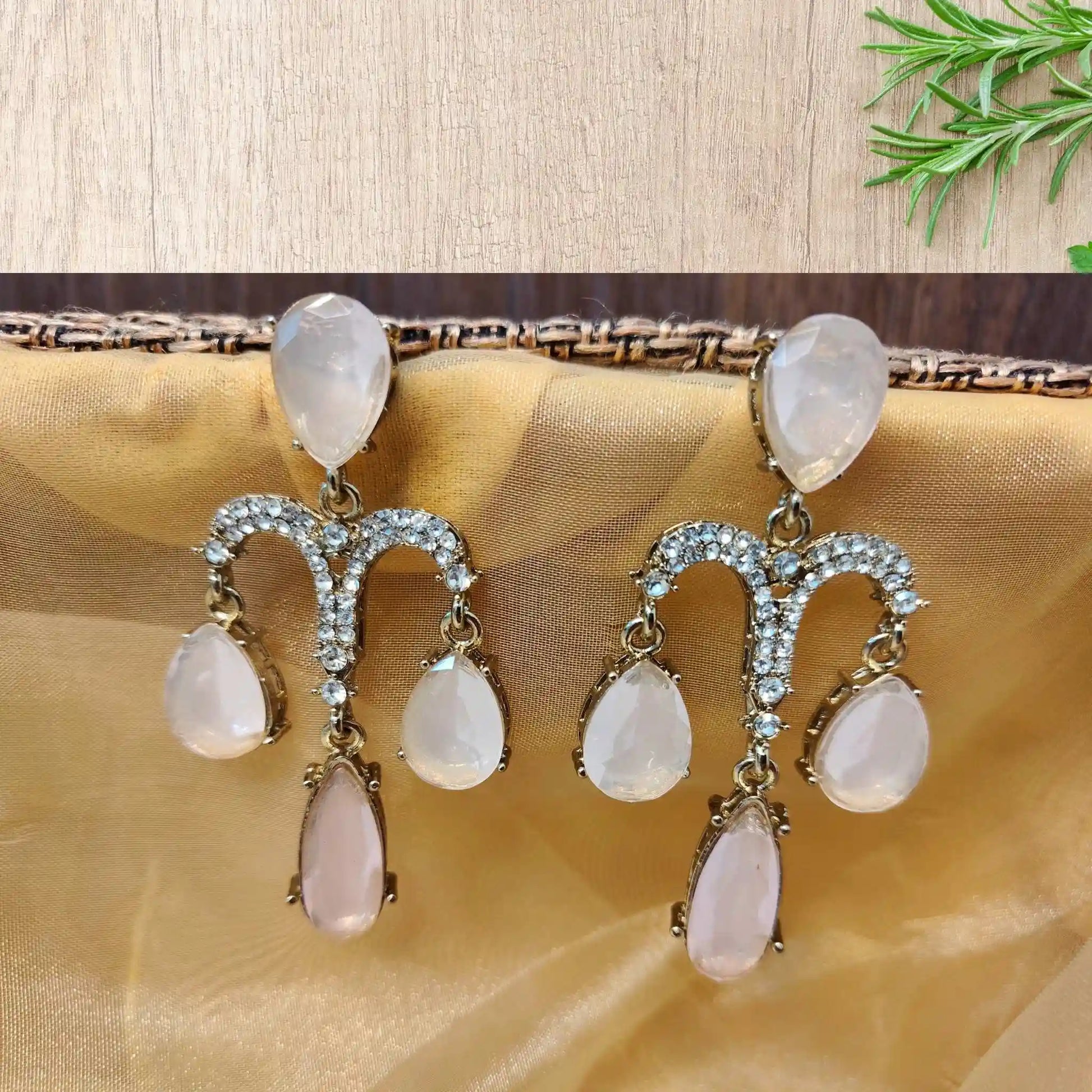 JHILMIL EARRINGS (PEACH)