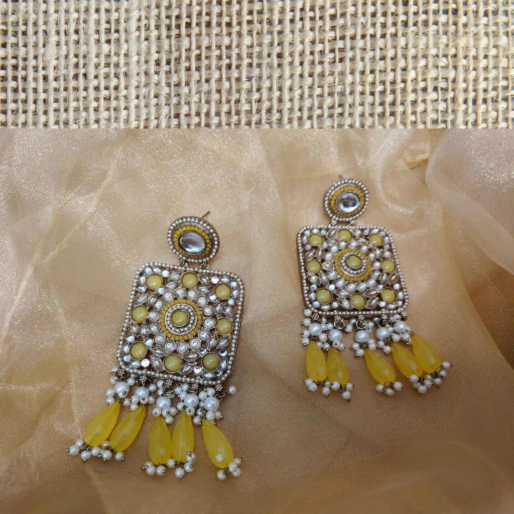 TRISHA KUNDAN DANGLERS (YELLOW)
